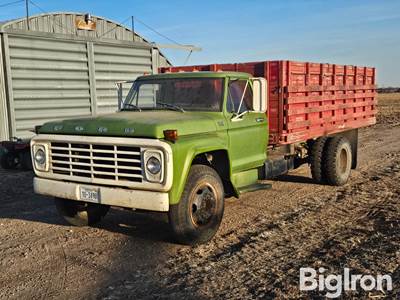 1975 Ford F600 S/A Grain Truck