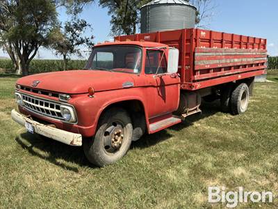 1965 Ford F600 S/A Grain Truck