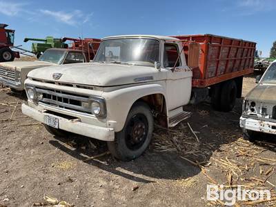 1961 Ford F600 Custom Cab S/A Grain Truck