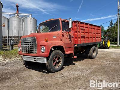 1977 Ford LN600 S/A Grain Truck
