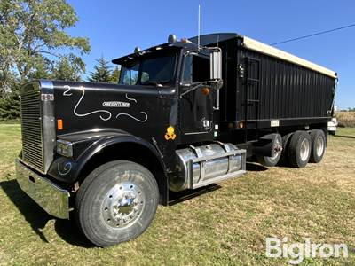 1987 Freightliner FLC Tri/A Grain Truck