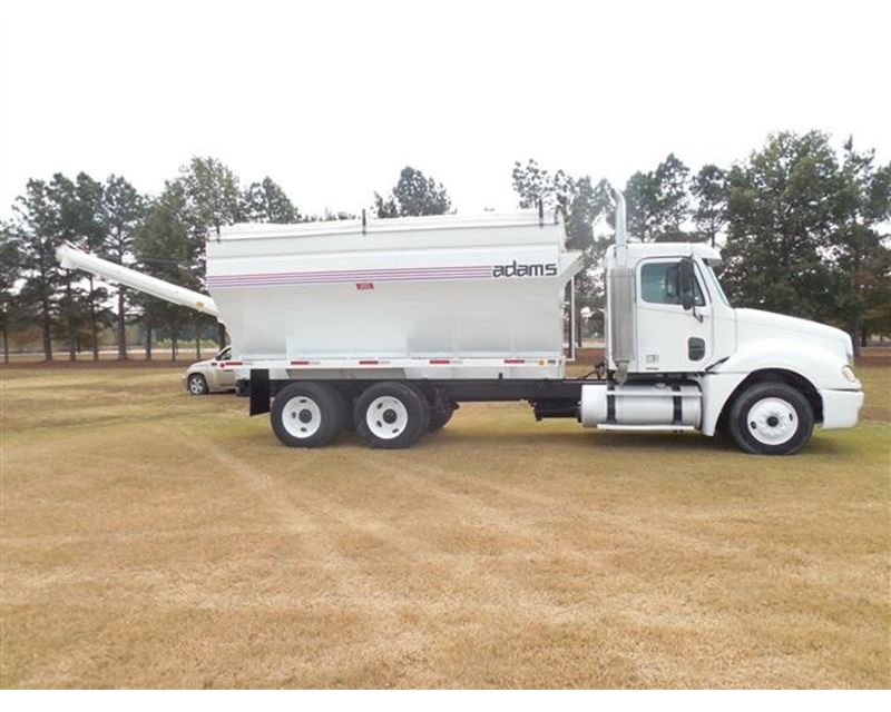 2005 Freightliner Fertilizer Tender Truck Farm / Grain Truck For Sale