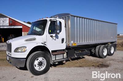 2007 Freightliner M2 T/A Grain Truck