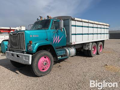 1979 GMC Brigadier T/A Grain Truck