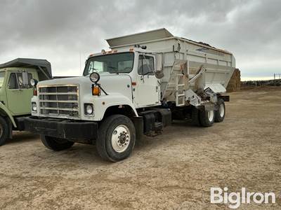 1999 International 2554 T/A Feed Mixer Truck w/Laird Mixer Box