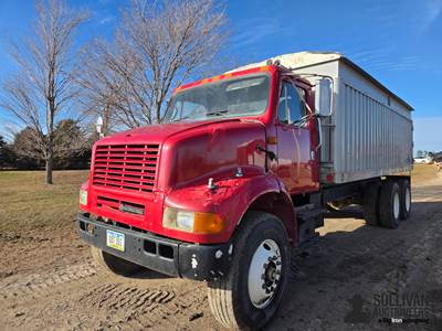 1994 International 8100 Grain Truck