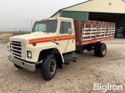 1979 International S-Series 1724 S/A Grain Truck