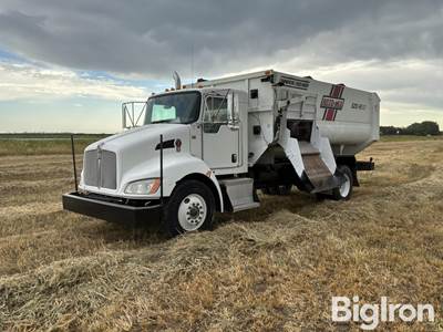 2016 Kenworth T370 S/A Feed Mixer Truck w/Roto-Mix 620-16XD