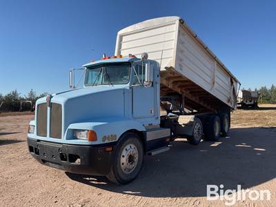 1989 Kenworth T400 Tri/A Grain Truck