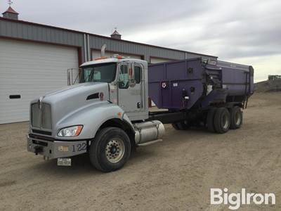 2013 Kenworth T440 Feed Mixer Truck w/Roto-Mix 620-16 Mixer Delivery Box
