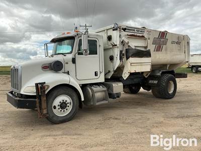 2015 Peterbilt 337 S/A Feed Truck w/Roto-Mix 620-16XD Mixer