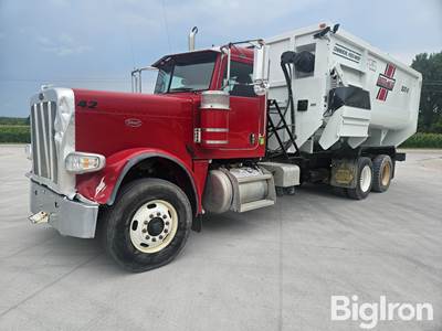2020 Peterbilt 389 T/A Feed Mixer Truck w/Roto-Mix 920-18 Mixer