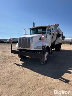 2008 Peterbilt T/A Feed Truck