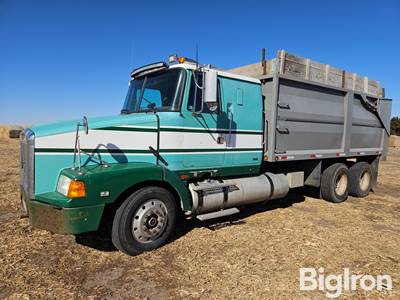1995 White / GMC T/A Grain Truck w/18' Brehmer Silage/Grain Box