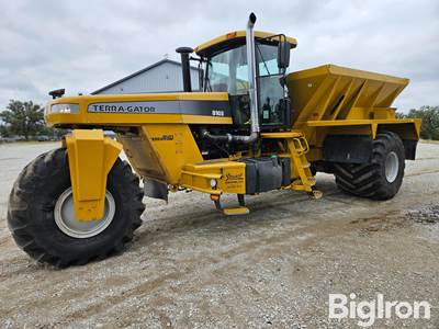 2003 Ag-Chem Terra-Gator 8103 Self-Propelled Floater Spreader