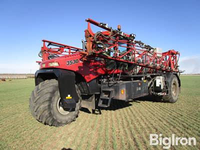 2012 Case IH 3530 Floater Sprayer