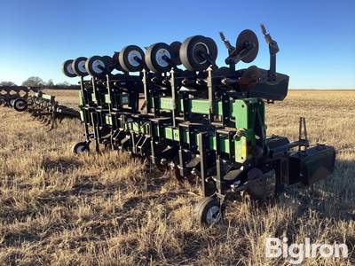 B&H 9100 13R30 Row Cultivator