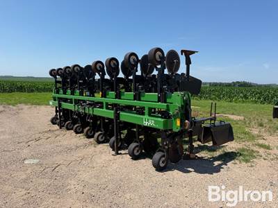B&H 9600 Cultivator
