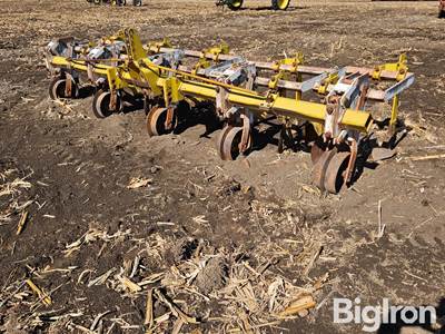 Buffalo 4600 4R38 Cultivator
