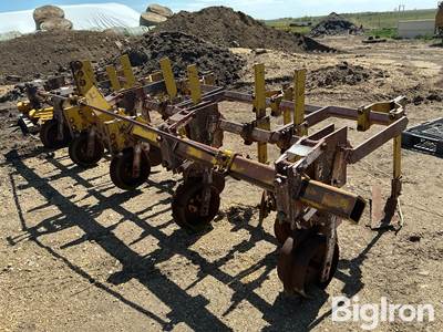 Buffalo 4600 4R38" Cultivator