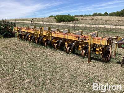 Buffalo 6200 8R30" Cultivator