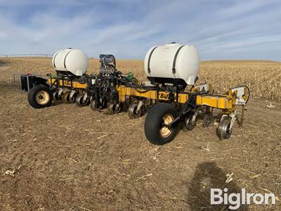 Buffalo 8R30 3-Pt Cultivator