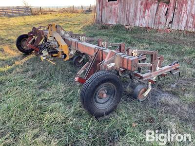 Bushhog 6R30 Danish Tine Cultivator W/Scout II Buffalo Guidance System