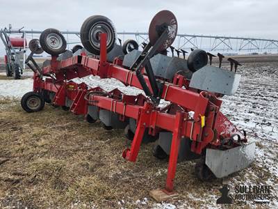 Case IH 183 16R30" 3-Pt Row Crop Cultivator