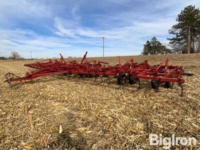 Case IH 5800/4300 53’ Field Cultivator