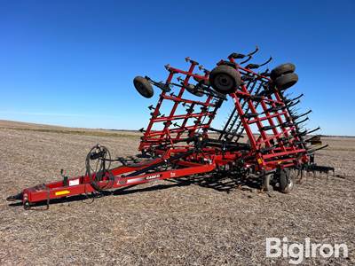 2014 Case IH Tiger-Mate 200 36' Field Cultivator