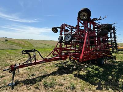 2023 Case IH Tiger-Mate 255 46' Field Cultivator