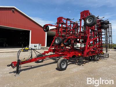 2018 Case IH Tiger-Mate 255 55.8' Floating Hitch Field Cultivator