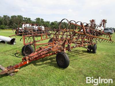 CrustBuster 36' Hydraulic Fold Springtooth w/3 Bar Harrow