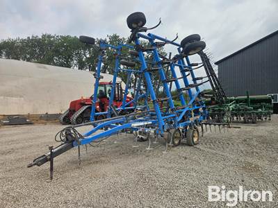 DMI Field Cultivator