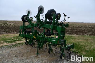Glencoe 8R30 Cultivator