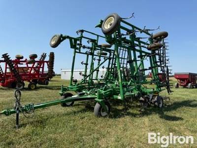 2012 Great Plains 8336 Field Cultivator