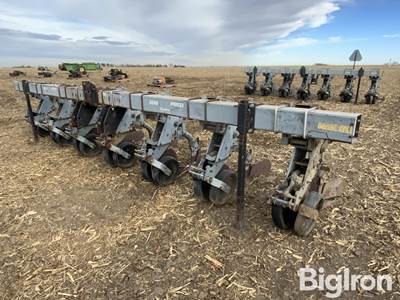 Hiniker 6000 6R36 Cultivator