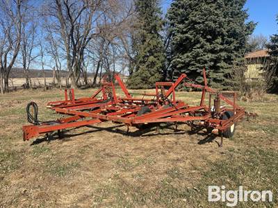 International 45 Vibra Shank Field Cultivator