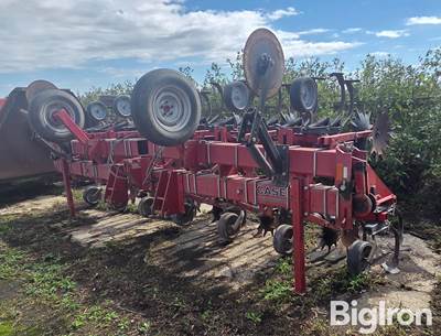 J I Case 183 Cultivator
