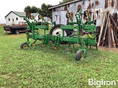 John Deere 875 8R38 Rear Mount Cultivator