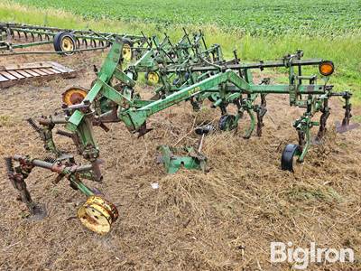 John Deere AT40 Front Mounted Cultivator