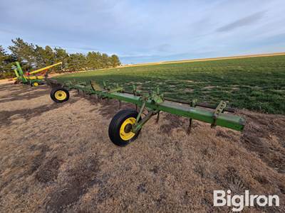 John Deere Cultivator