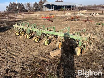 John Deere Field cultivator