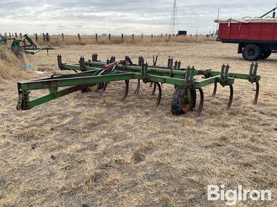 John Deere Field Cultivator