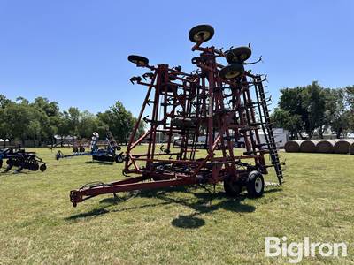 Kent 4552 Field Cultivator