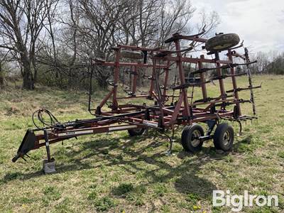 Kent 5323 Series V Field Cultivator