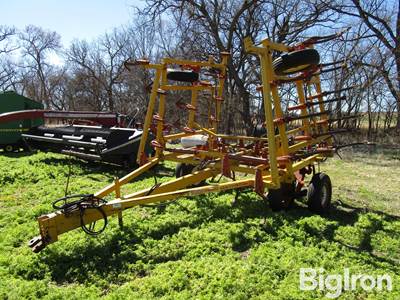Kent 6323 85 24' Field Cultivator