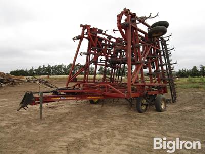 1995 Kent 7547 Series V Plus 47' Field Culitivator w/3 Bar Harrow