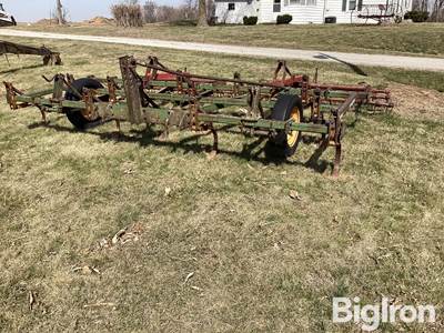 Kewanee 250 13' 6" 3-Pt Field Cultivator