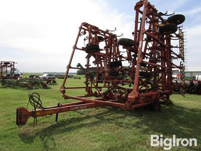 Krause 4260 60' Field Cultivator